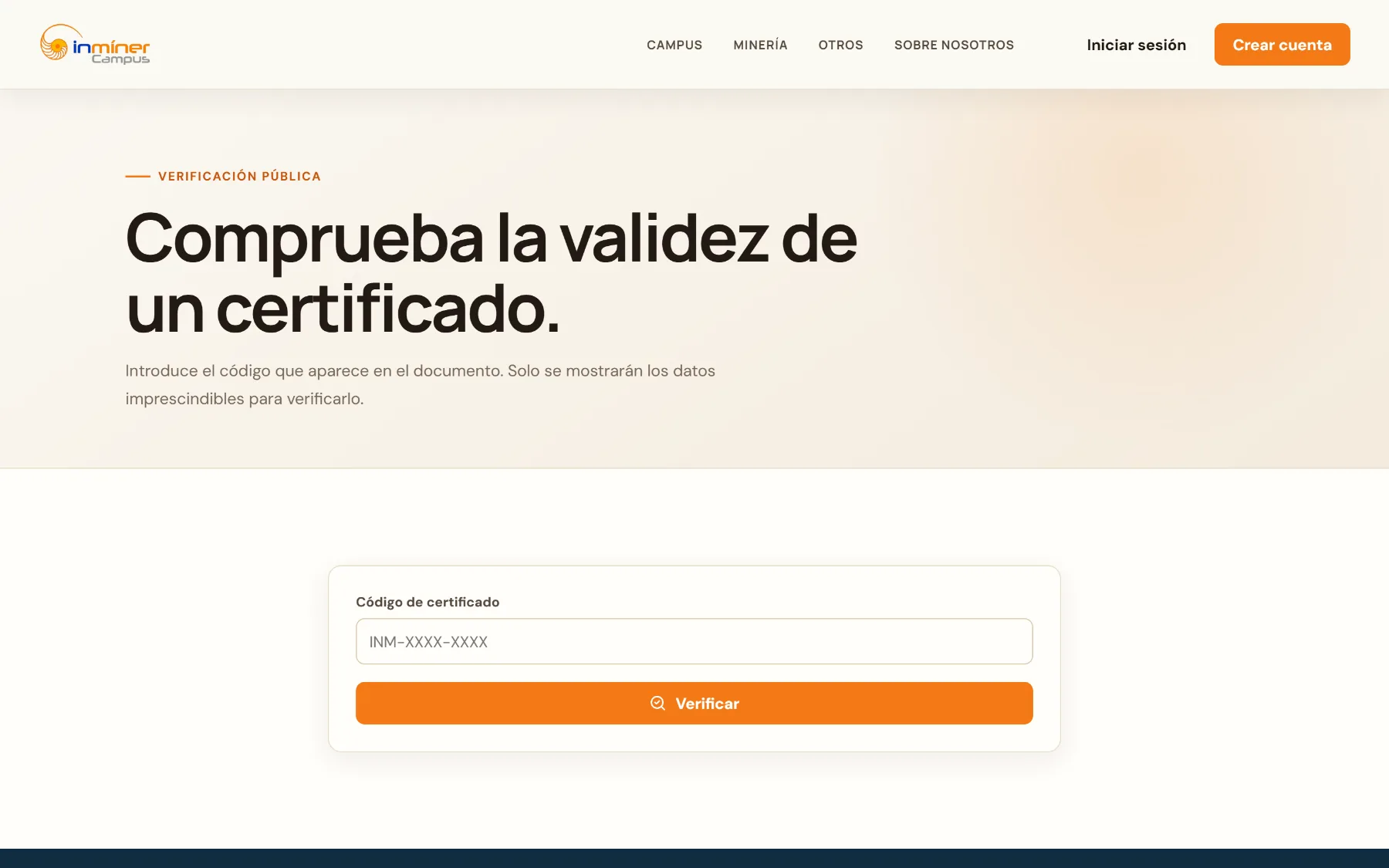 Pantalla de verificación pública de certificados, con un campo para introducir el código del documento.